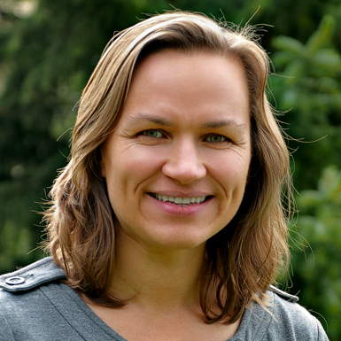 Britta B. Langebæk